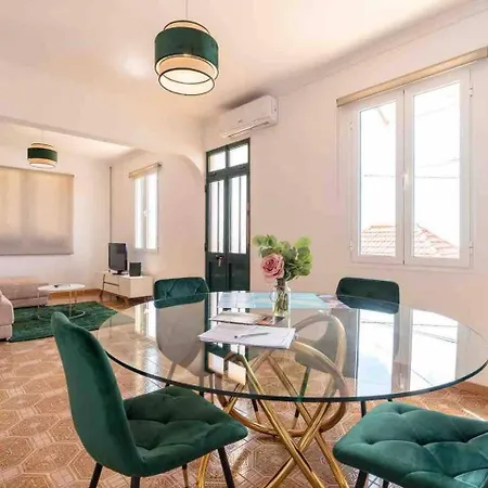 Hills View 2br *