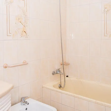Hills View 2br דירה *