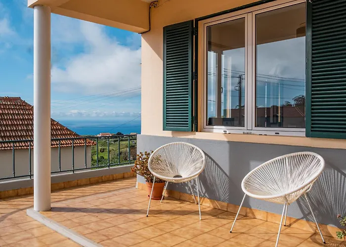 Hills View 2br Апартаменты *